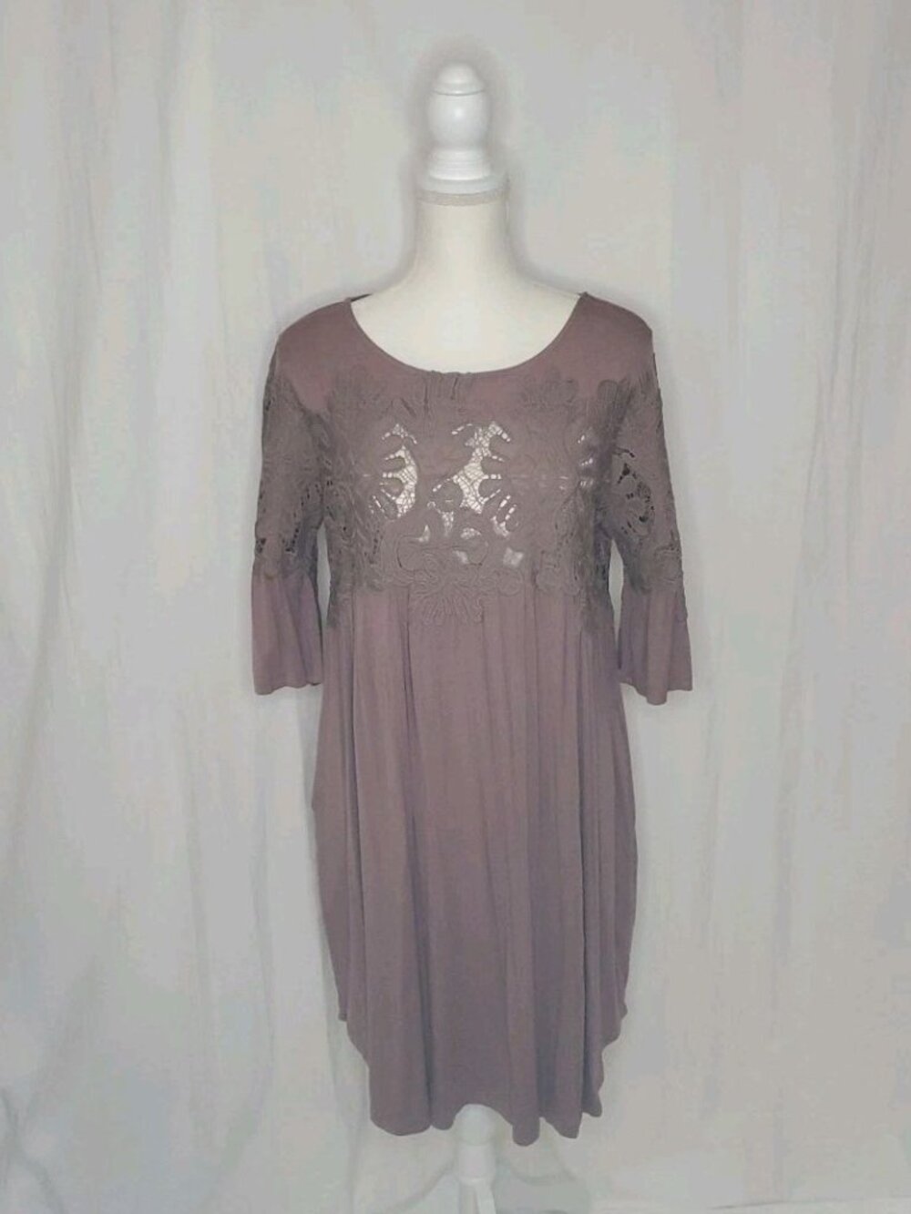 ODDY Lace Top 3/4 Flutter Sleeved Knee Length Dusty Purple Dress Sz.Med Boho